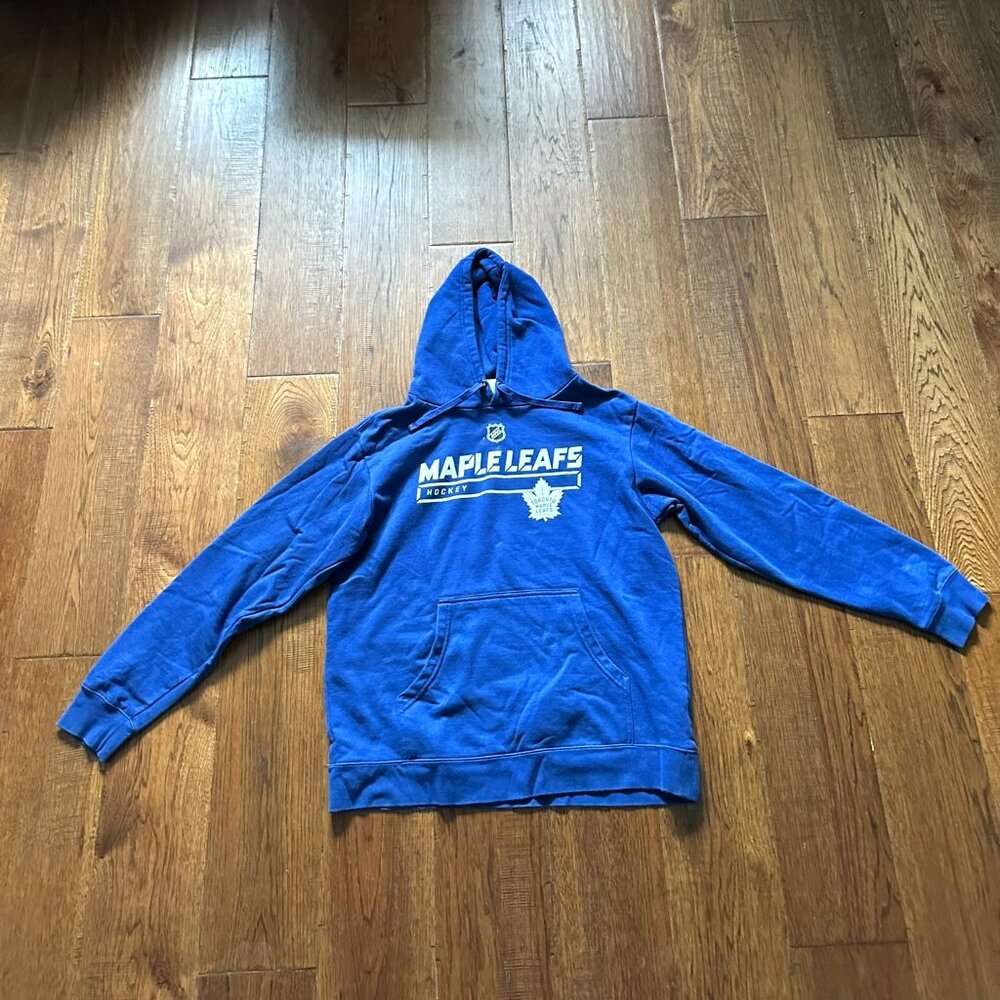 Toronto Maple Leafs Fanatics NHL Hoodie – Size L (Fits M)